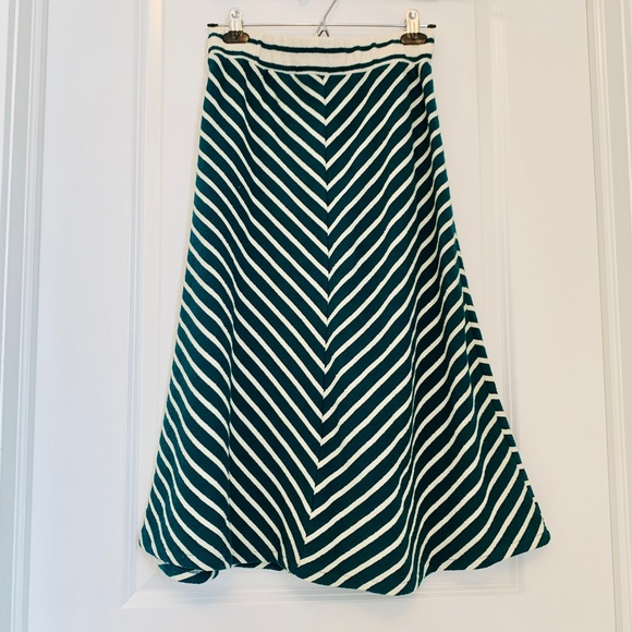 Anthropologie Harlyn Green Chevron Midi Skirt - Picture 4 of 7